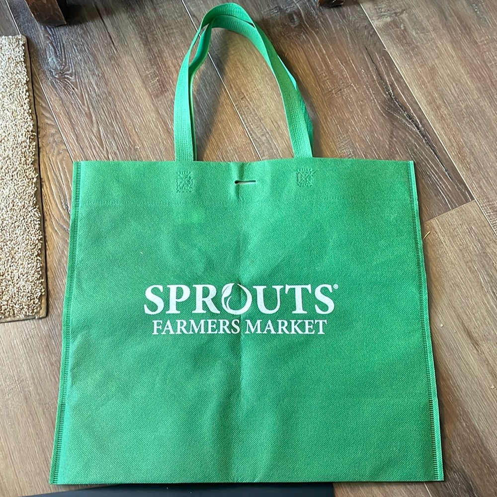Sprouts Farmers Market reusable shopping bag